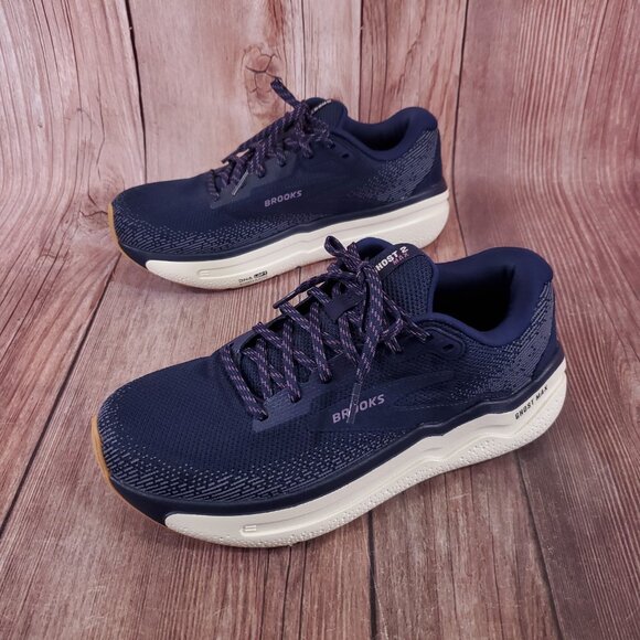 Brooks Ghost Max 2 Womens Size 8.5 B Navy Blue Running Shoes 1204201B444 - Picture 1 of 15